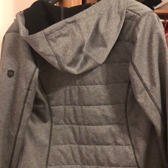 New Women’s L grey heather Cutter and Buck coat. - Picture 4 of 4